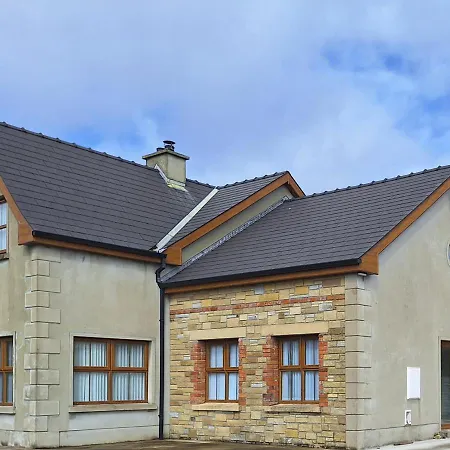 Sandys Shore Donegal Town