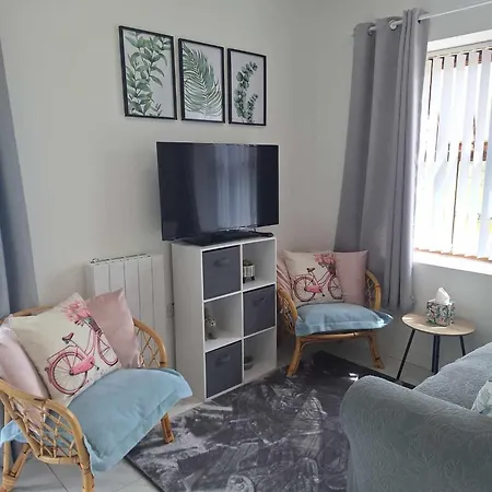Sandys Shore Apartment *