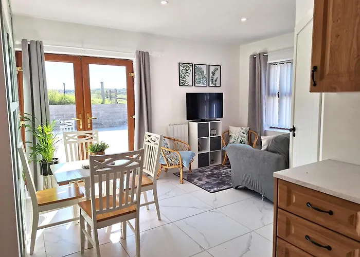 Sandys Shore * Donegal Town